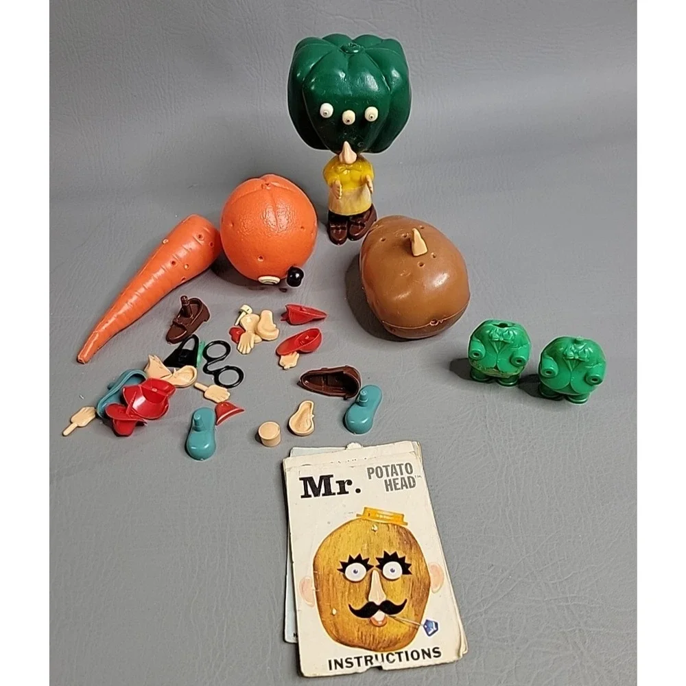 Vintage Mr. Potato Head Katie Carrot Pete Pepper Oscar Orange Vegetables